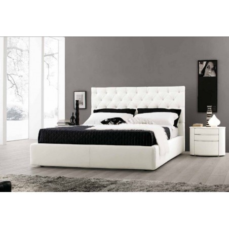 Кровати в мягкой обивке