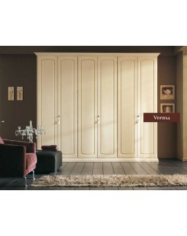 Шкафы классические