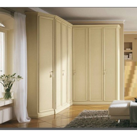 Угловые классические шкафы