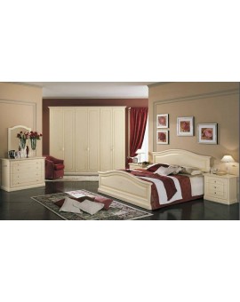 Спальни классические