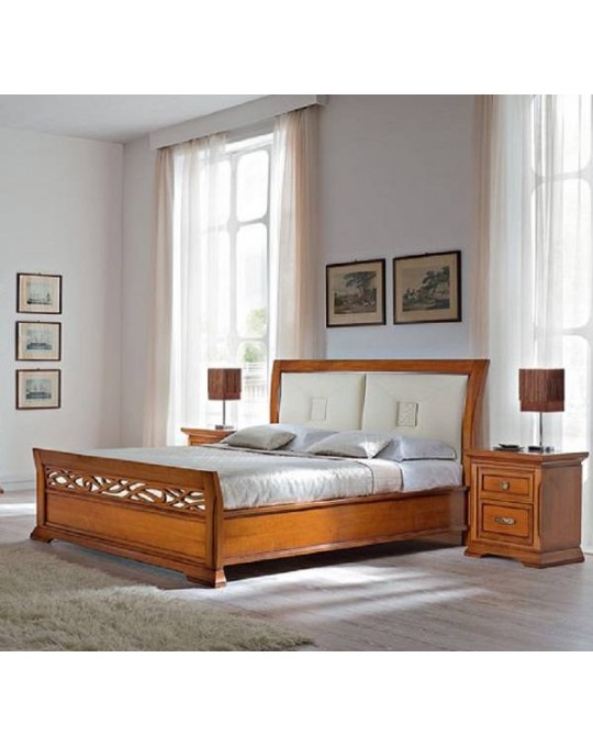 PRAMA спальня BOHEMIA  КРОВАТЬ с кожанным изголовьем и с резным изножьем