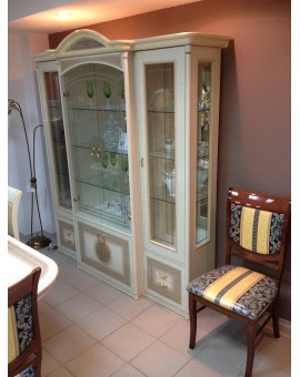  ALEXANDRA Витрина 3-дверная (MCS)