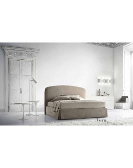 Кровати мягкие классические