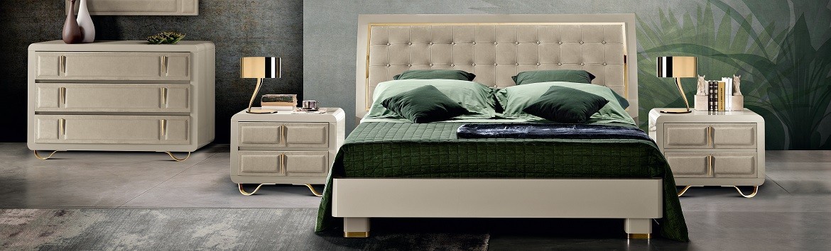 Итальянская мебель для спальни в СПб на заказ по каталогам!